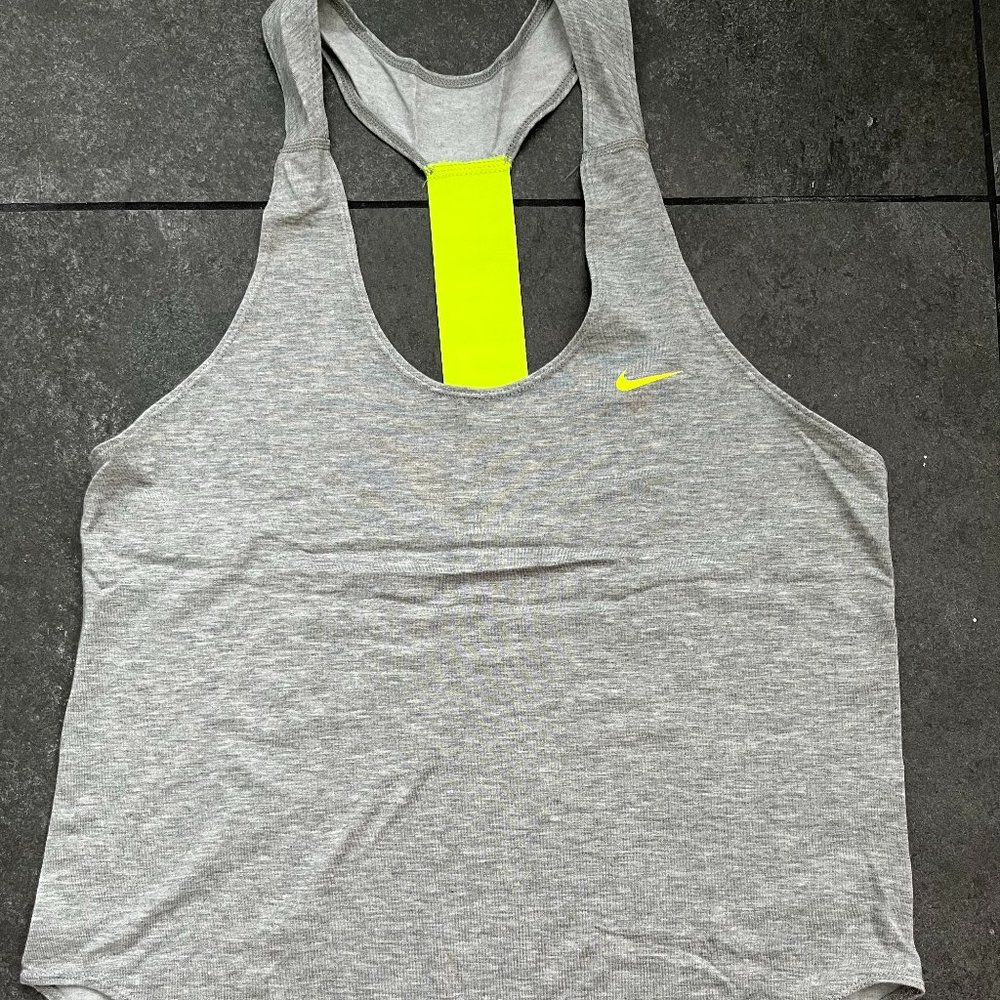 Nike Dri-Fit High-Low Tank Size Small